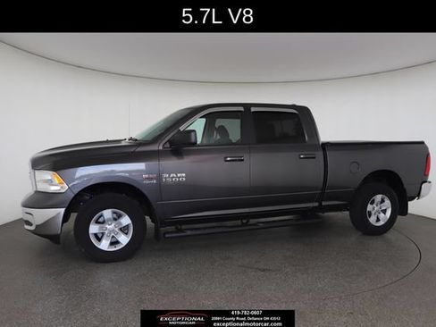 Used 2019 RAM 1500 Classic SLT AWD/4WD image 5