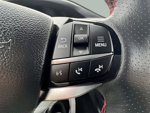 Used 2023 Ford Explorer ST-Line image 19