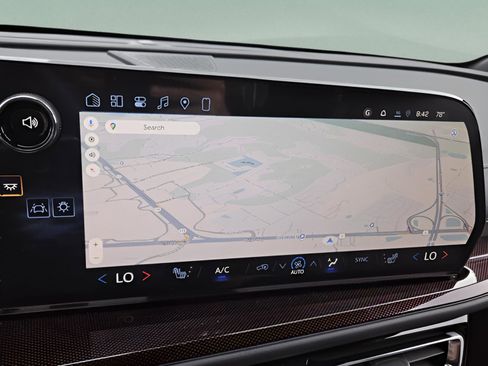 New 2026 Chevrolet Traverse Z71 w/ Enhanced Driving Package image 12