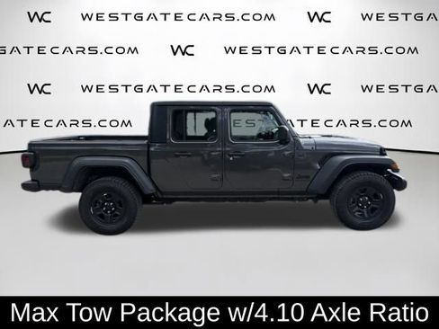 Used 2024 Jeep Gladiator Sport AWD/4WD image 5