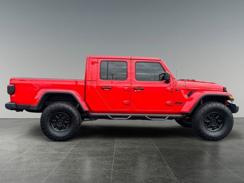 Used 2020 Jeep Gladiator Overland image 8