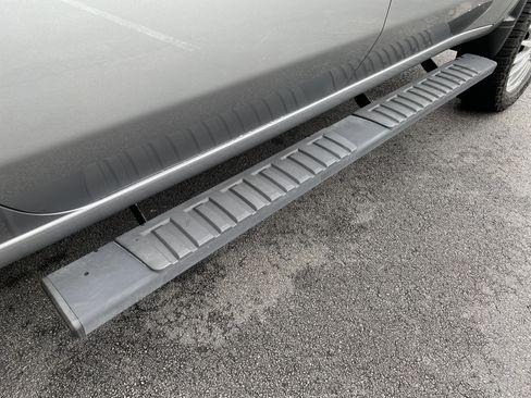 Used 2024 Chevrolet Silverado 3500 W/T AWD/4WD image 37