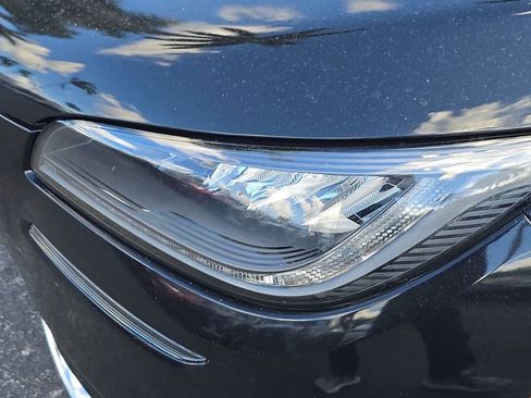 Used 2022 Lincoln Corsair FWD image 7