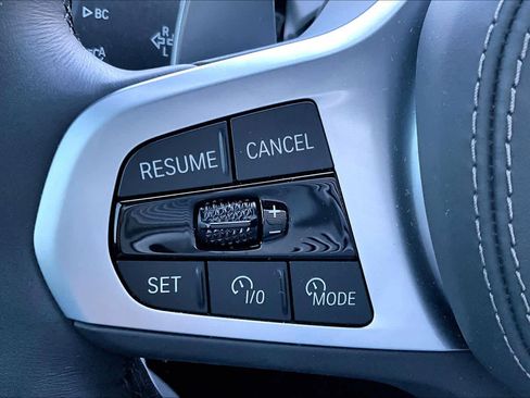 Used 2025 BMW X6 xDrive40i w/ Climate Comfort Package image 20