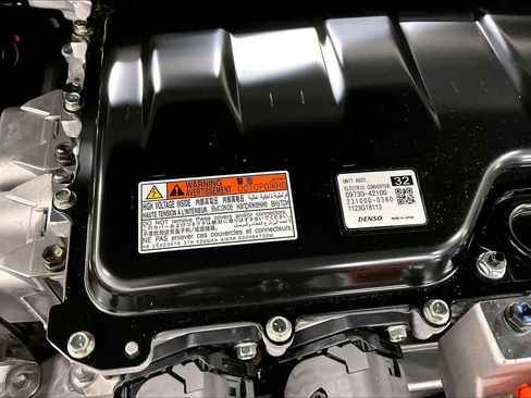 Used 2023 Lexus RZ 450e Premium w/ Cold Area Package AWD/4WD image 33