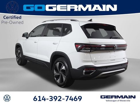 Certified 2025 Volkswagen Taos SE AWD/4WD image 10