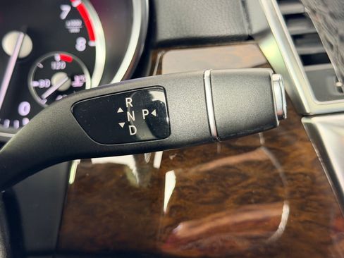 Used 2013 Mercedes-Benz ML 350 2WD image 16