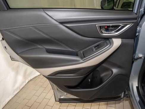 Used 2024 Subaru Forester Limited image 11