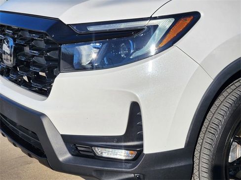 Used 2023 Honda Passport Elite image 23