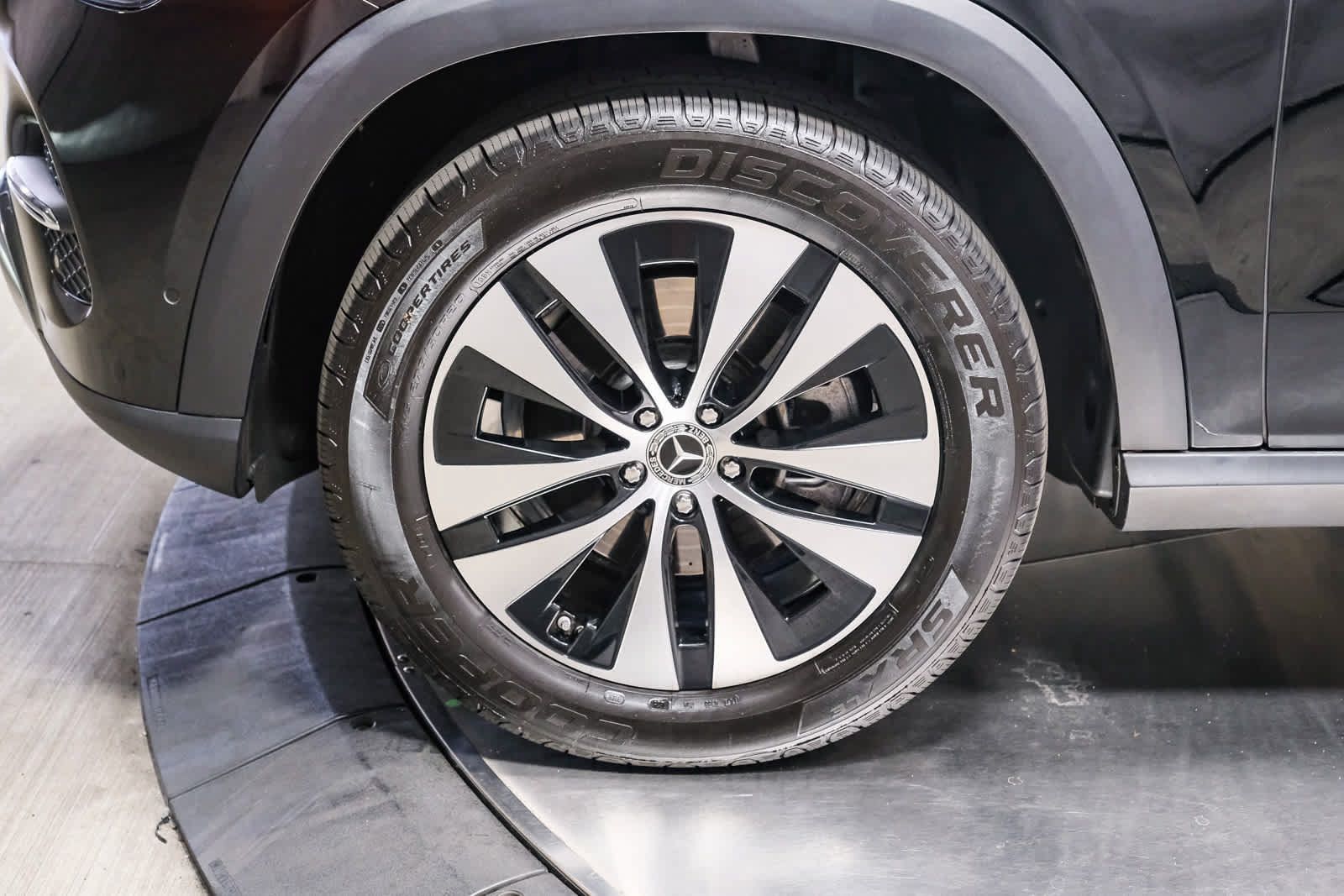 Certified 2025 Mercedes-Benz GLE 350 4MATIC image 10