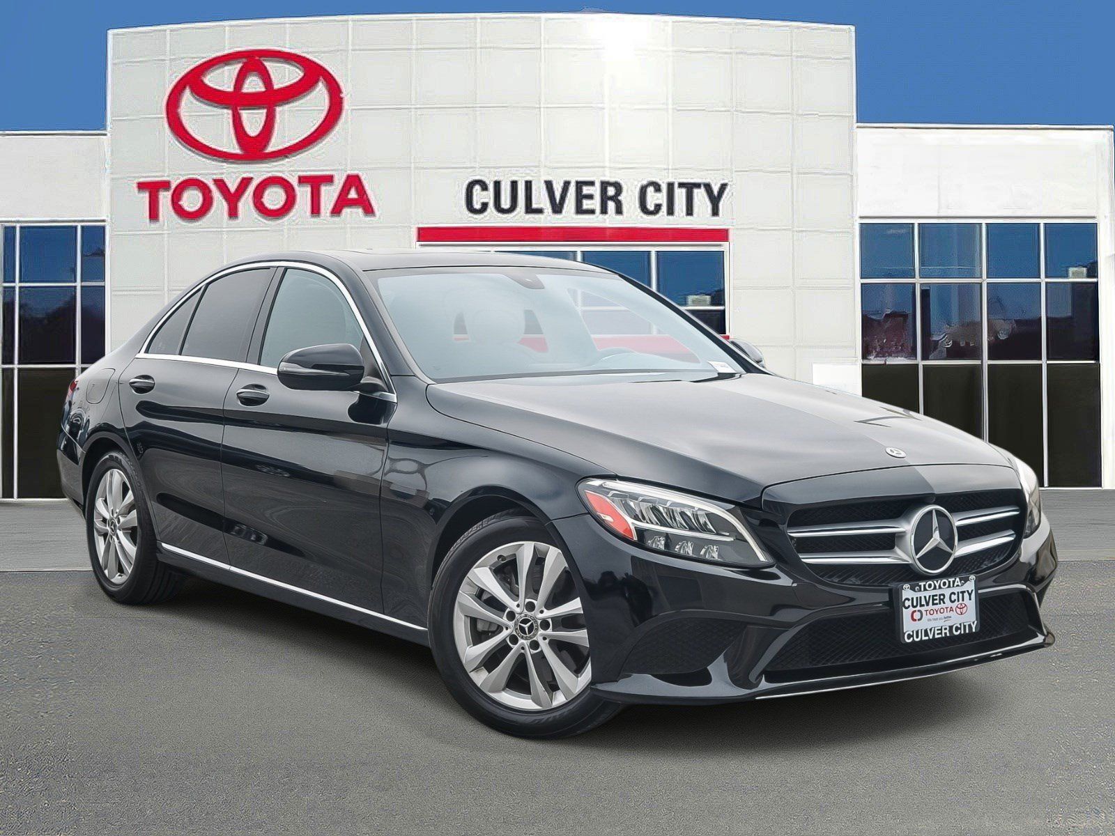 Used 2019 Mercedes-Benz C 300 Sedan image 1