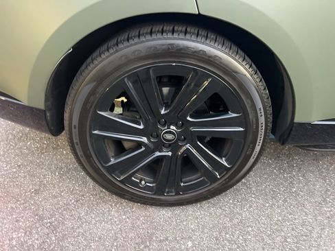 Used 2023 Land Rover Range Rover SE image 15