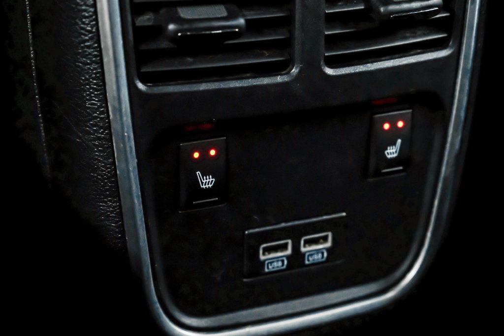 Used 2015 Dodge Charger R/T Scat Pack RWD image 50