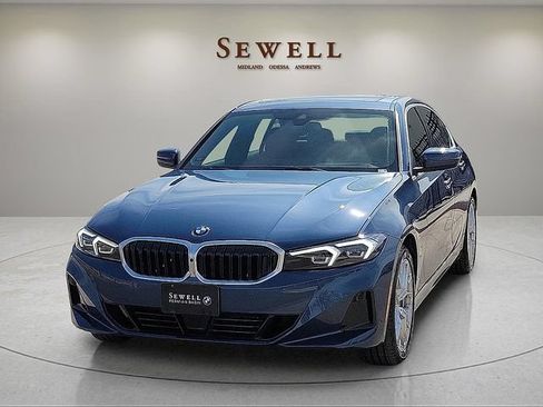 Used 2026 BMW 330i Sedan w/ Premium Package RWD image 1