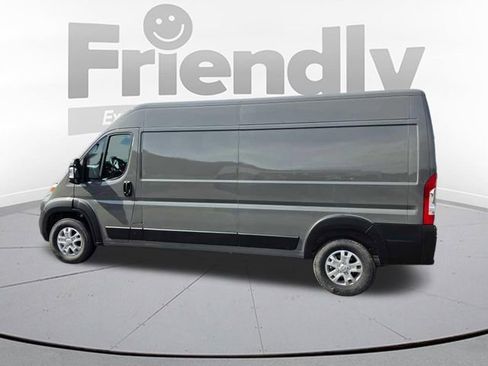 Used 2025 RAM ProMaster 2500 w/ Quick Order Package 22G SLT FWD image 8