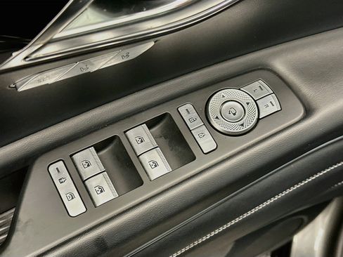 Used 2025 Genesis GV80 2.5T Standard AWD/4WD image 15