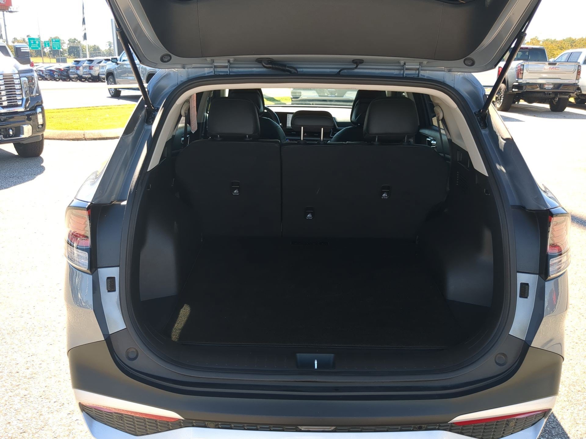 Certified 2025 Kia Sportage EX FWD image 20
