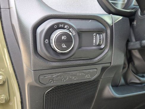 New 2026 Jeep Gladiator Sport image 25