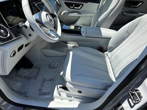 New 2026 Mercedes-Benz EQE 320 4MATIC SUV image 10
