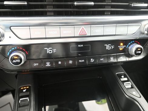 Used 2021 Kia Telluride EX w/ EX Premium Package image 21