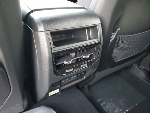 Certified 2026 Jeep Grand Cherokee Limited AWD/4WD image 16