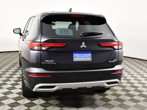 Used 2025 Mitsubishi Outlander SE AWD/4WD image 7