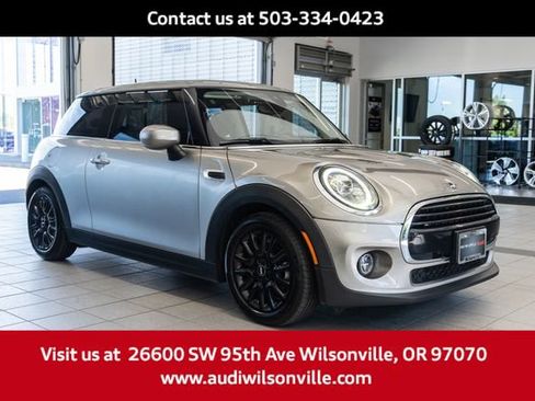 Used 2020 MINI Cooper 2-Door Hardtop FWD image 1