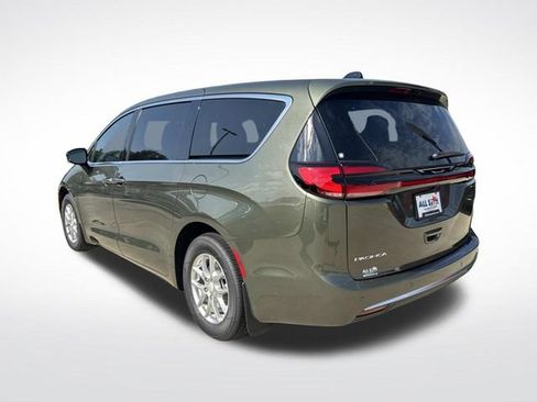 New 2027 Chrysler Pacifica Select w/ Family Tech Group FWD image 6