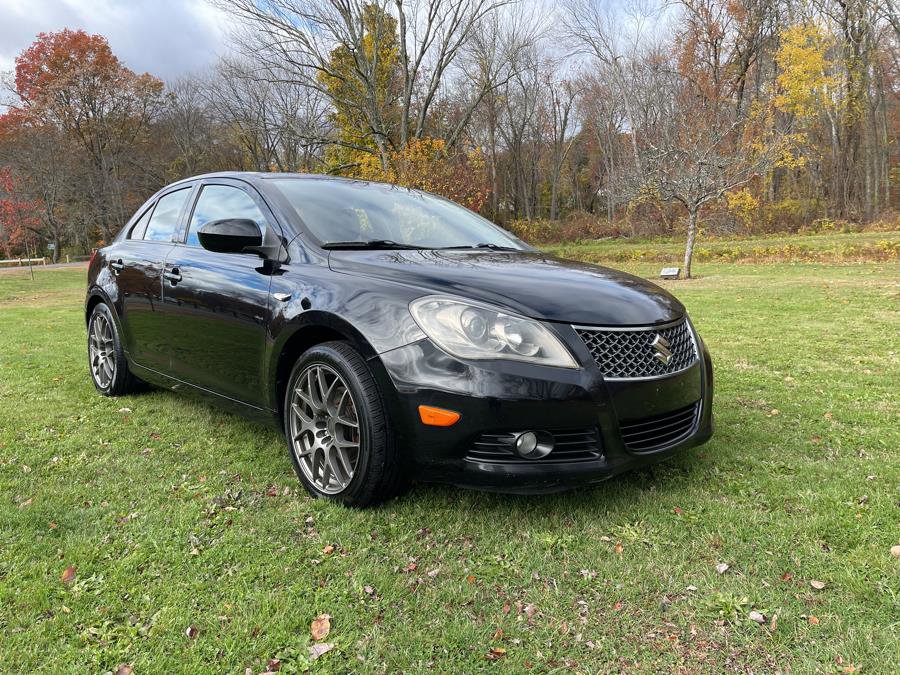 Used 2010 Suzuki Kizashi GTS FWD image 4