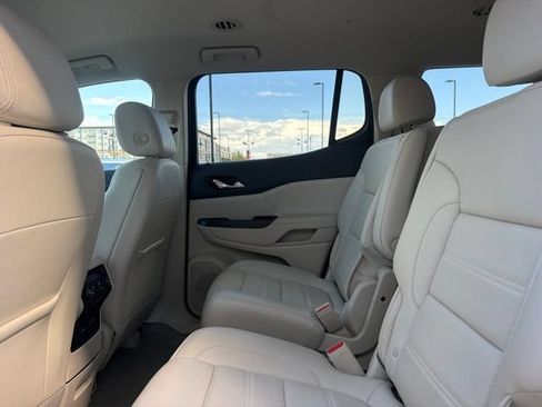 Used 2023 GMC Acadia Denali AWD/4WD image 18