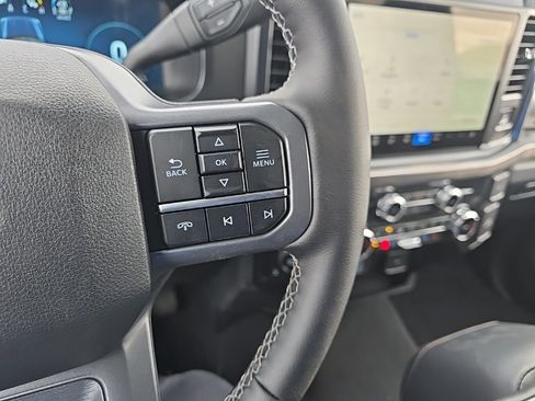 Used 2025 Ford F350 Lariat w/ Black Appearance Package image 14