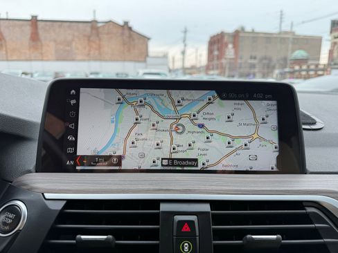 Used 2018 BMW X3 xDrive30i w/ Premium Package image 13