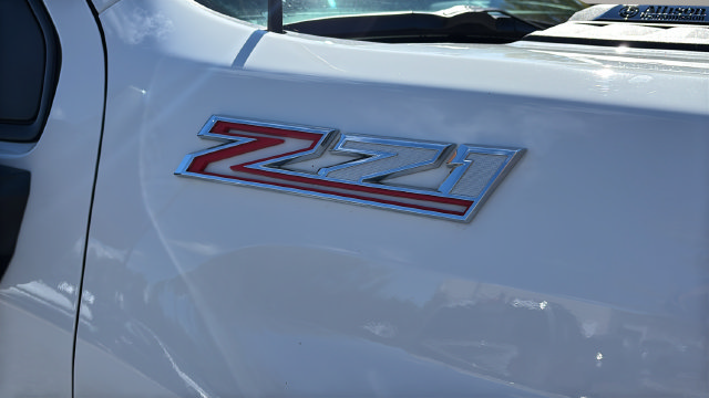 Used 2024 Chevrolet Silverado 2500 LTZ w/ LTZ Premium Package AWD/4WD image 46