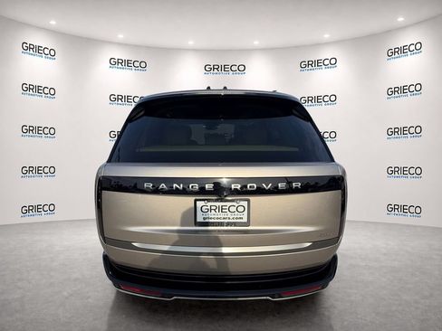 Used 2024 Land Rover Range Rover SE AWD/4WD image 6