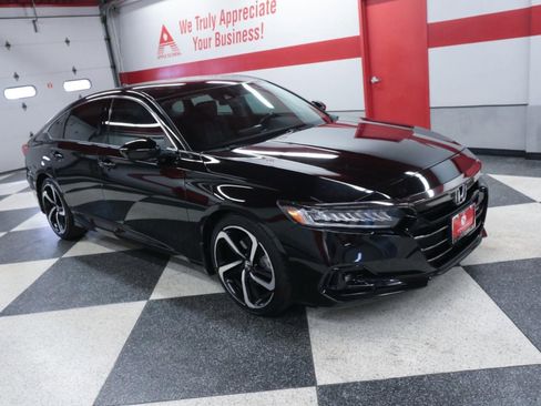 Used 2021 Honda Accord Sport Special Edition image 3