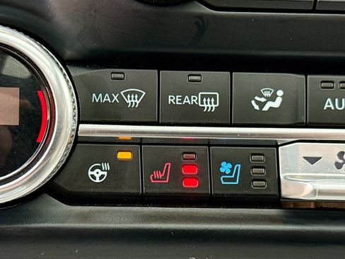 Used 2024 Ford Expedition Max Limited image 21