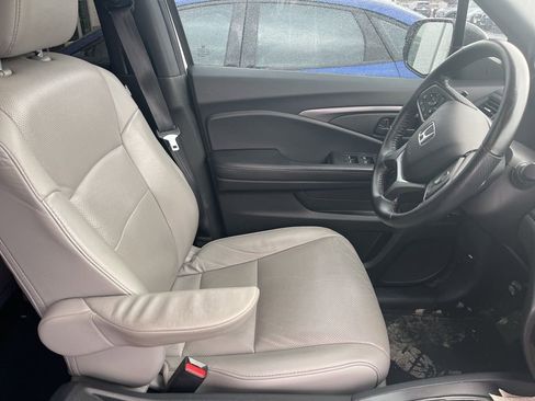 Used 2023 Honda Passport EX-L image 4