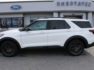 Used 2025 Ford Explorer ST video 1