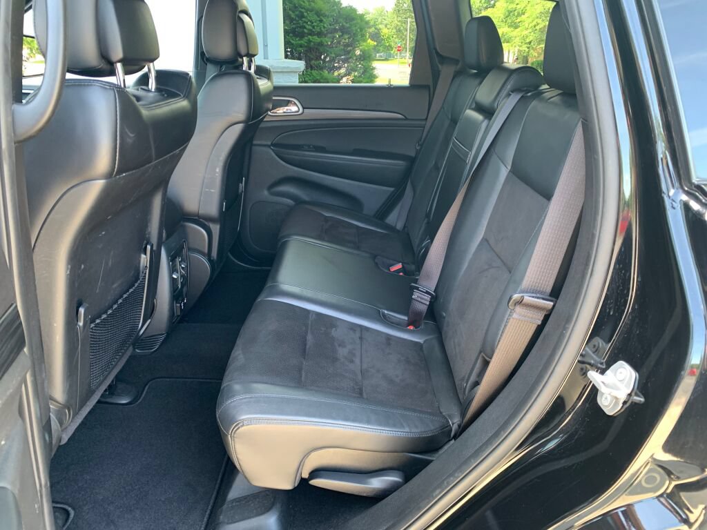 Used 2020 Jeep Grand Cherokee Altitude AWD/4WD image 22