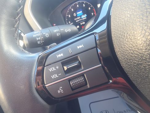 Used 2023 Honda Pilot Elite image 37