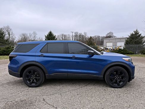 Used 2020 Ford Explorer ST w/ ST Street Pack image 10