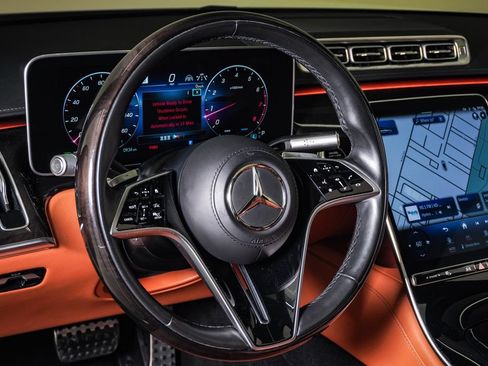 Used 2024 Mercedes-Benz S 580 4MATIC Sedan image 21