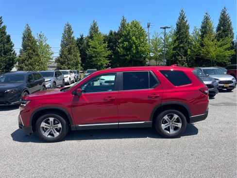 Used 2023 Honda Pilot EX-L image 2