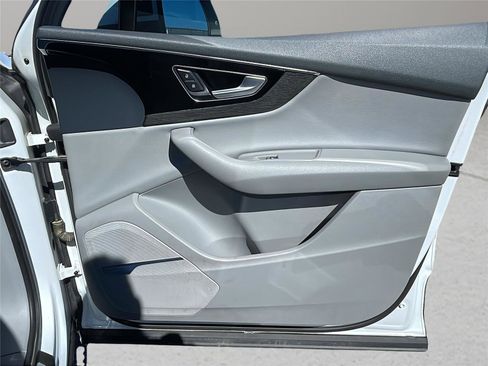 Used 2018 Audi Q7 3.0T Prestige w/ Prestige Package image 13