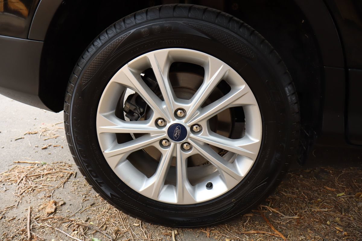 Used 2018 Ford Escape SE AWD/4WD image 43
