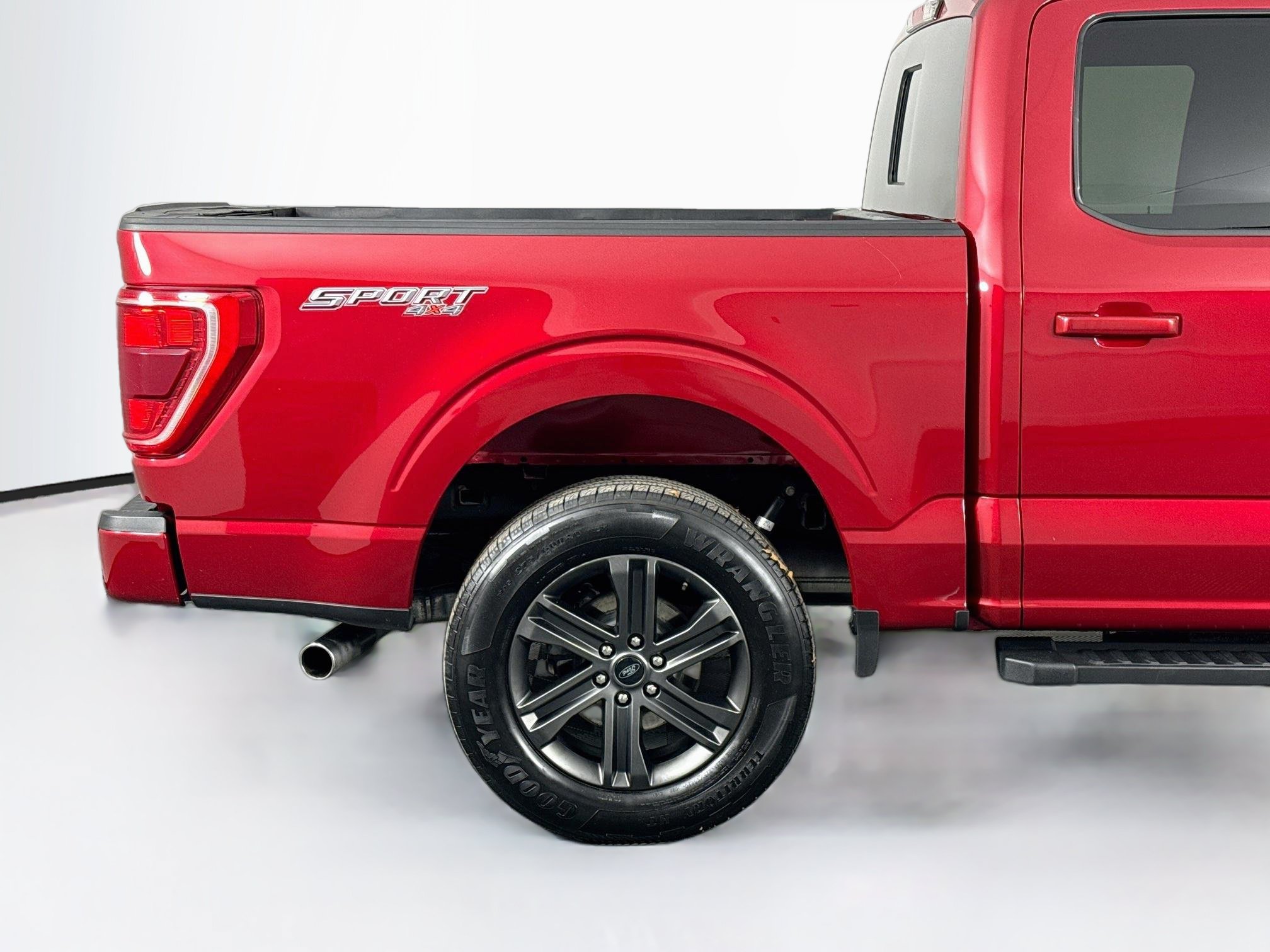 Used 2022 Ford F150 XLT w/ Equipment Group 302A High AWD/4WD image 43