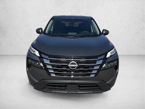 Used 2024 Nissan Rogue SV FWD image 2