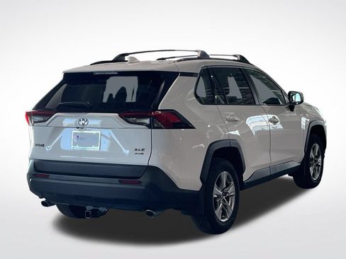 Used 2022 Toyota RAV4 XLE w/ Convenience Package AWD/4WD image 12