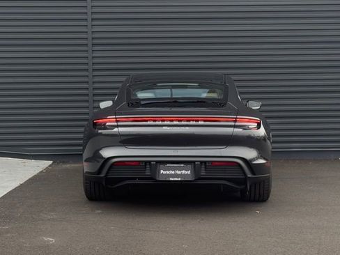 New 2024 Porsche Taycan 4S image 6