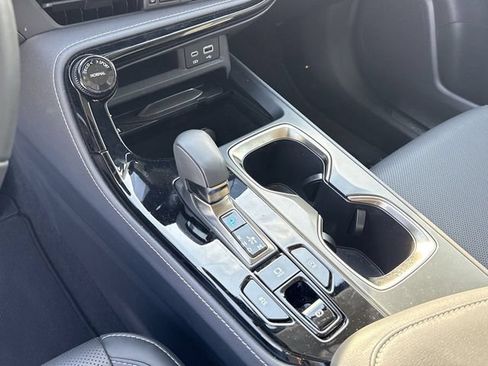 Used 2024 Lexus NX 250 FWD image 21